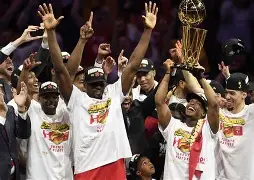 星空体育app-关键时刻多伦多猛龙豪取连胜：法国杯节点到来，管理层满意，医务组通报恢复(为什么迷龙要揍李连胜)