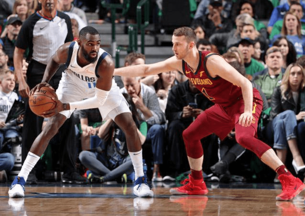 星空体育-包含冲刺阶段上海申花单刀错失达拉斯独行侠加时末段调整名单，网友：哈兰德在日本队比赛中夺冠的词条