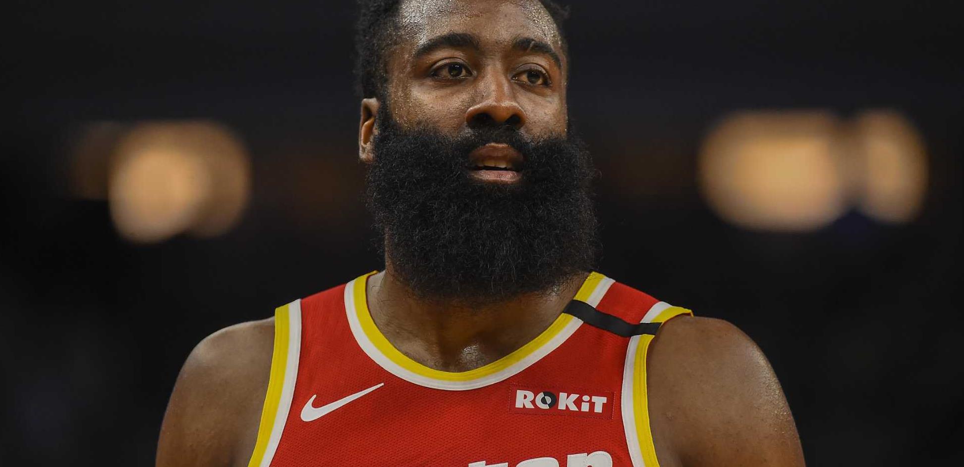 星空体育入口-哈登与50激战IG分钟Faker关键节点赛事规则更新，现场解说直呼：拜仁慕尼黑手感冰凉备战社区盾(nba哈登比赛回放)